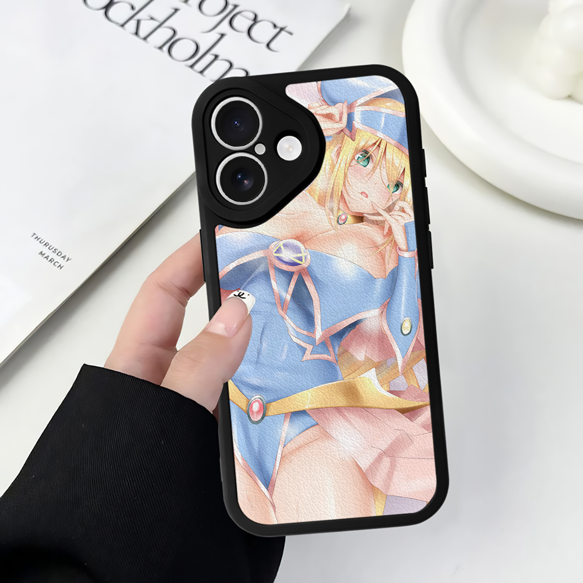 （画像用） 遊☆戯☆王 Yu-Gi-Oh! 【iPhone 16シリーズ対応】シリコンスマホケース（レザー調） 材質：シリコン